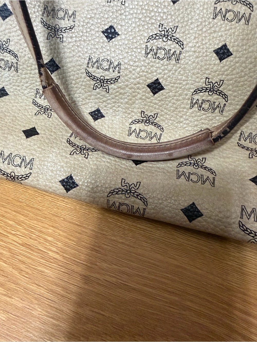 MCM Visetos Cream Monogram Large Tote Bag Gold Hardware - Picture 3 of 12